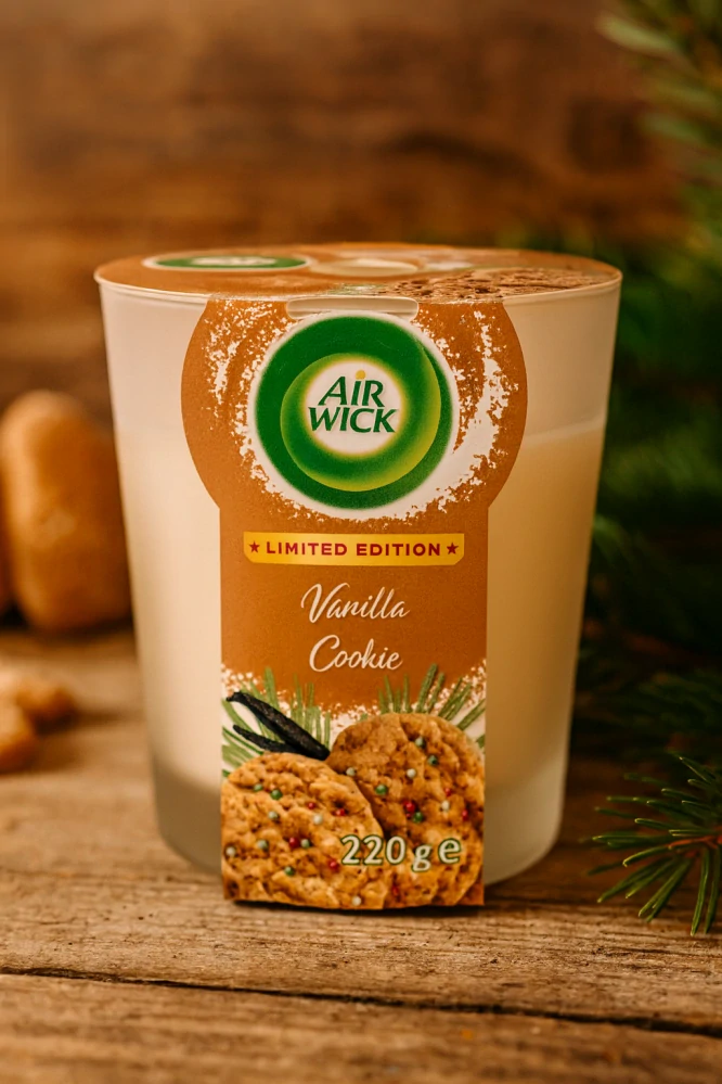 Air Wick Vanilla Cookie, vonná svíčka ve skle 220 g