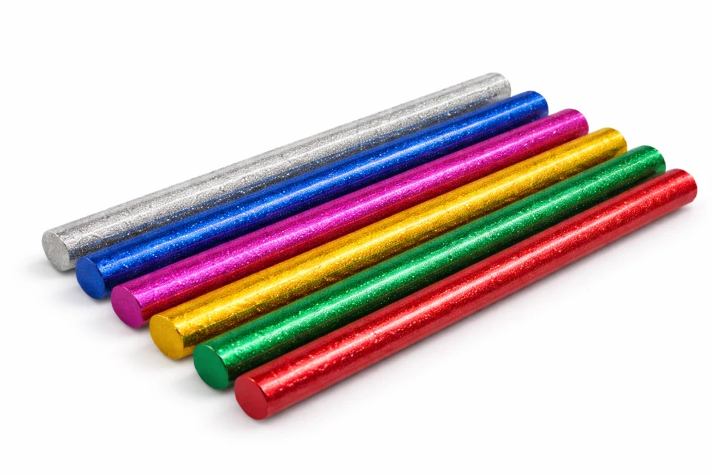 QiiM třpytivé tavné tyčinky do tavné pistole 11 mm 180 mm, mix barev s glitry 6 ks