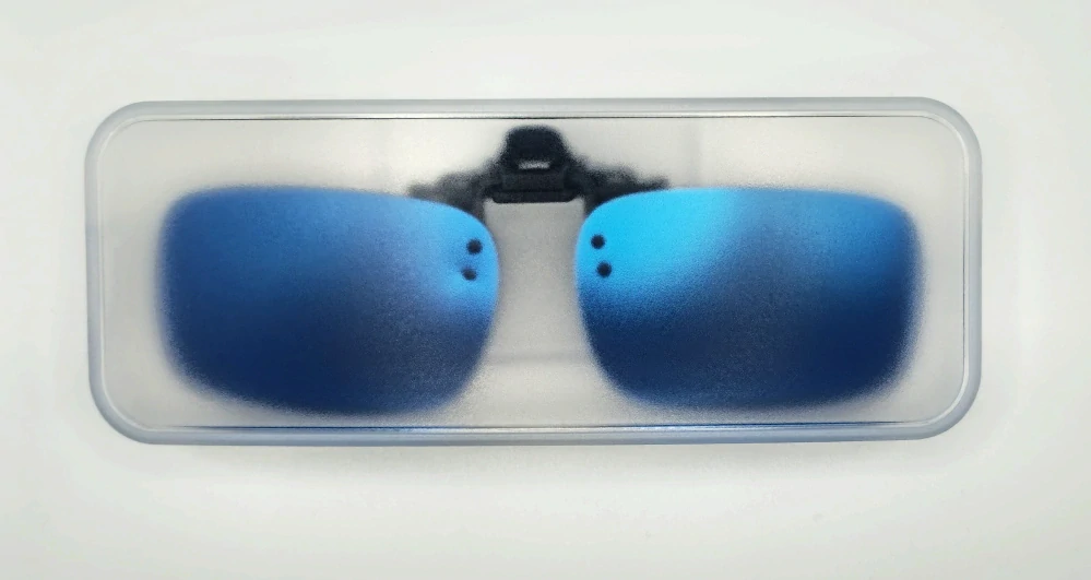 Polarizační klips Nakida T-143 MBP - zrcadlově modrý, 60x41mm