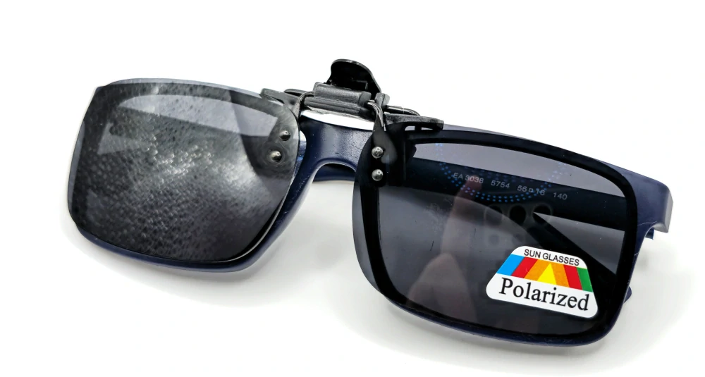 Polarizační klips Nakida T-143 na dioptrické brýle šedý s pouzdrem